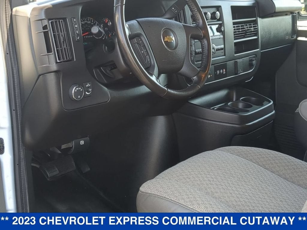 2023 Chevrolet Express Cutaway 3500 Work Van