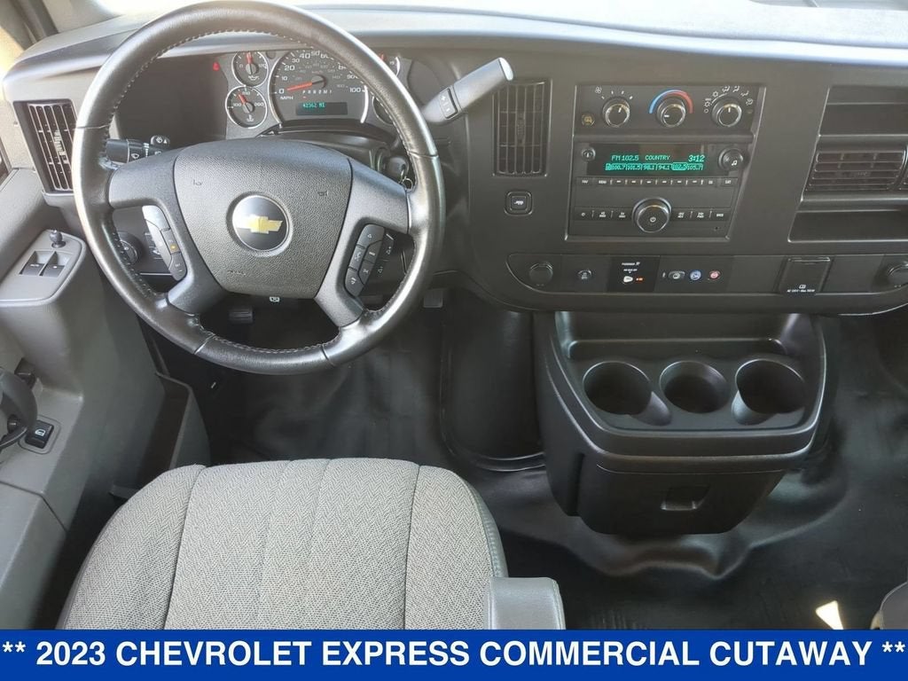 2023 Chevrolet Express Cutaway 3500 Work Van