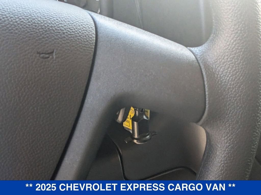 2025 Chevrolet Express Cargo WT