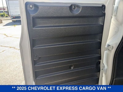 2025 Chevrolet Express Cargo WT