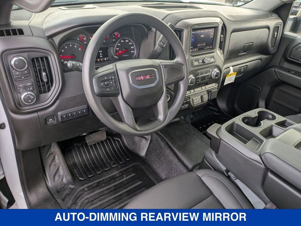 2025 GMC Sierra 3500 HD Chassis Cab Pro