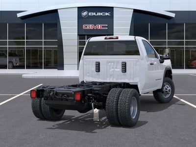 2025 GMC Sierra 3500 HD Chassis Cab Pro