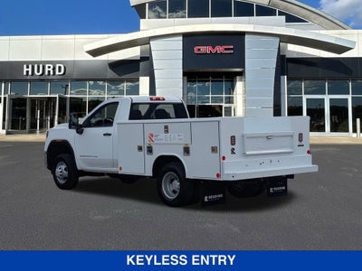 2025 GMC Sierra 3500 HD Chassis Cab Pro