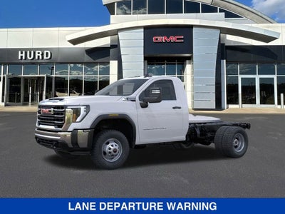 2025 GMC Sierra 3500 HD Chassis Cab Pro