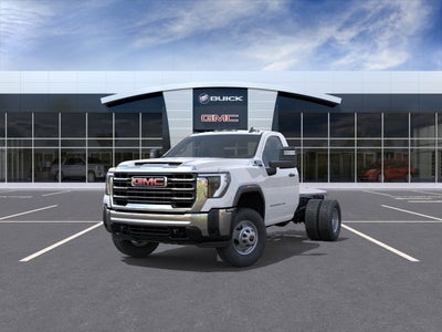 2025 GMC Sierra 3500 HD Chassis Cab Pro