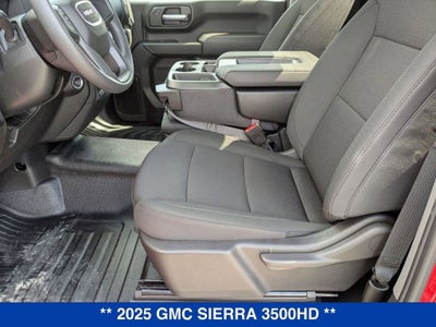 2025 GMC Sierra 3500 HD Pro