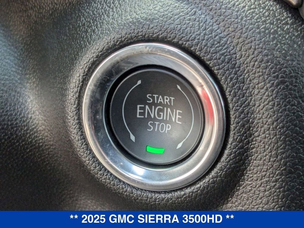2025 GMC Sierra 3500 HD Pro