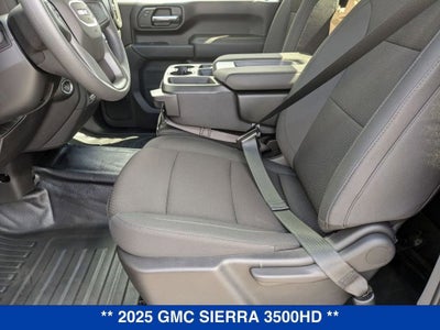 2025 GMC Sierra 3500 HD Pro
