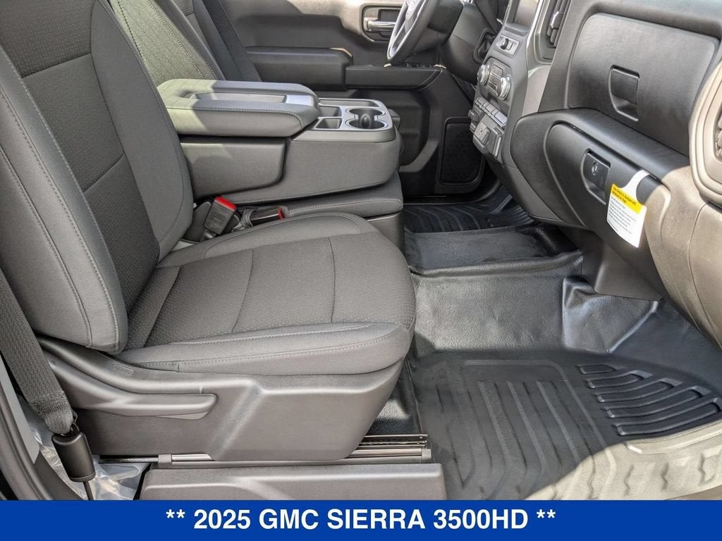 2025 GMC Sierra 3500HD Pro - Photo 32