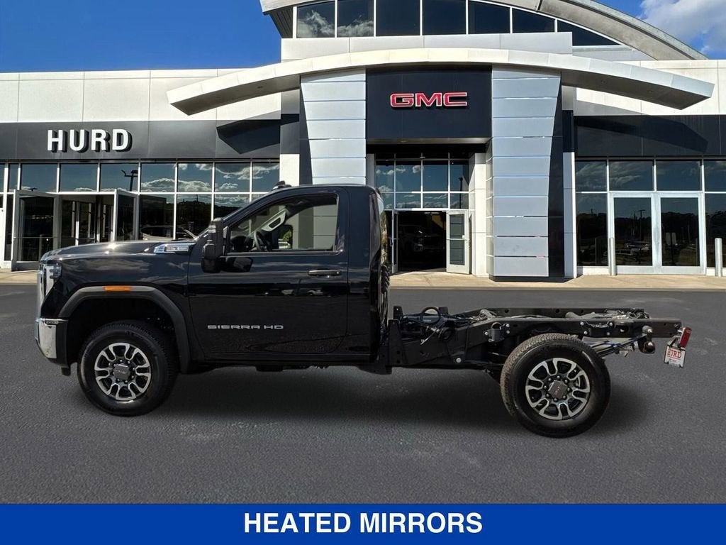 2025 GMC Sierra 3500 HD Pro
