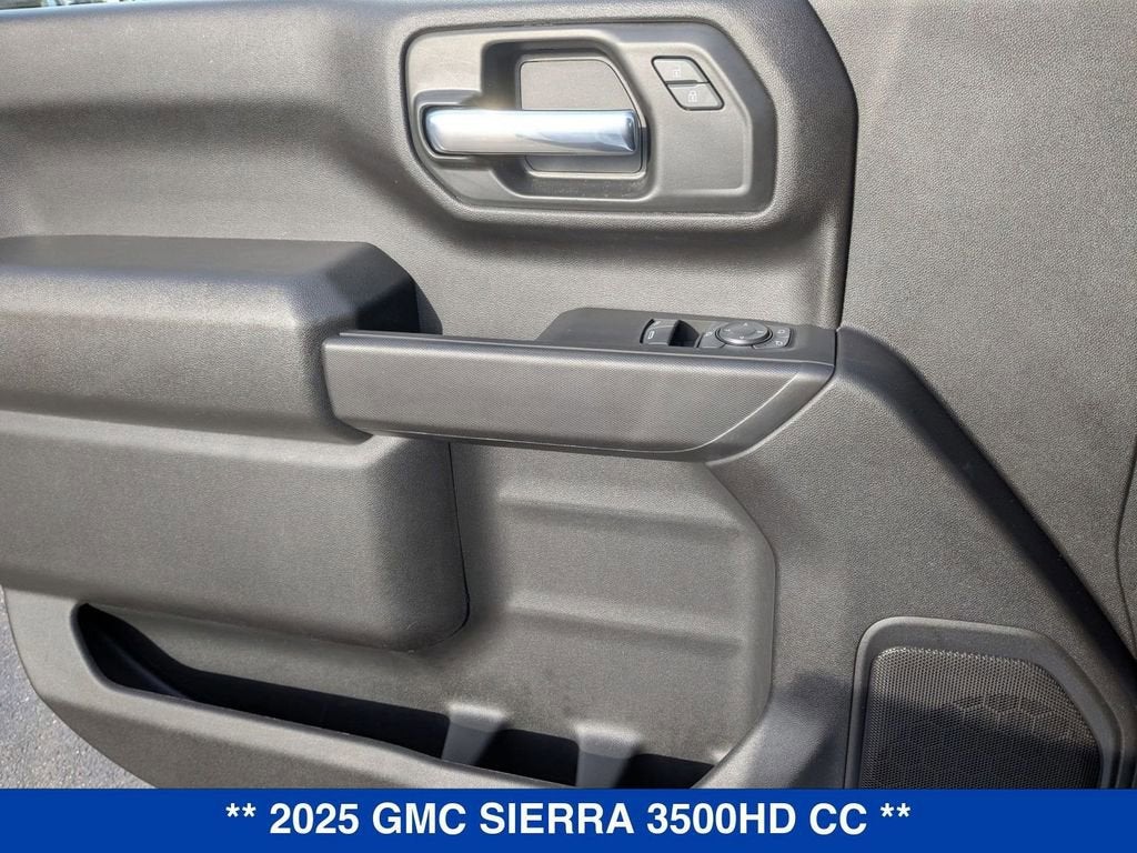 2025 GMC Sierra 3500 HD Chassis Cab Pro