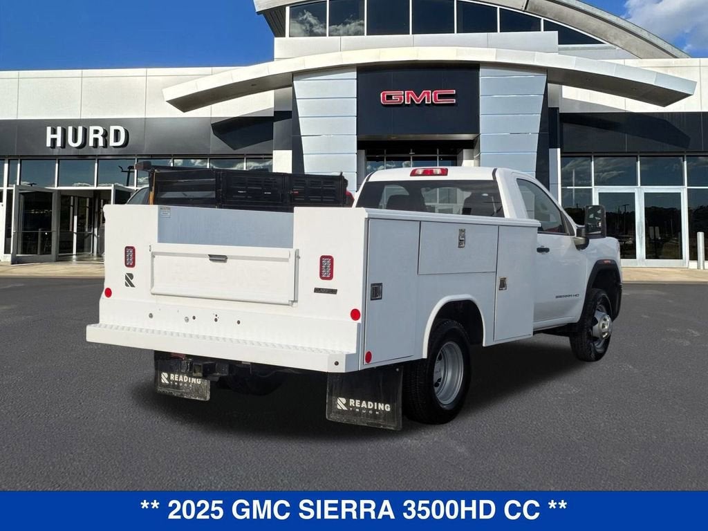 2025 GMC Sierra 3500 HD Chassis Cab Pro