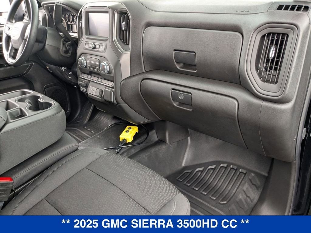 2025 GMC Sierra 3500 HD Chassis Cab Pro