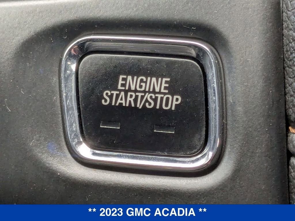 2023 GMC Acadia AT4