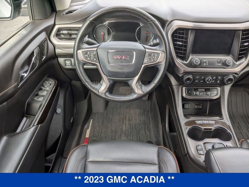 2023 GMC Acadia AT4