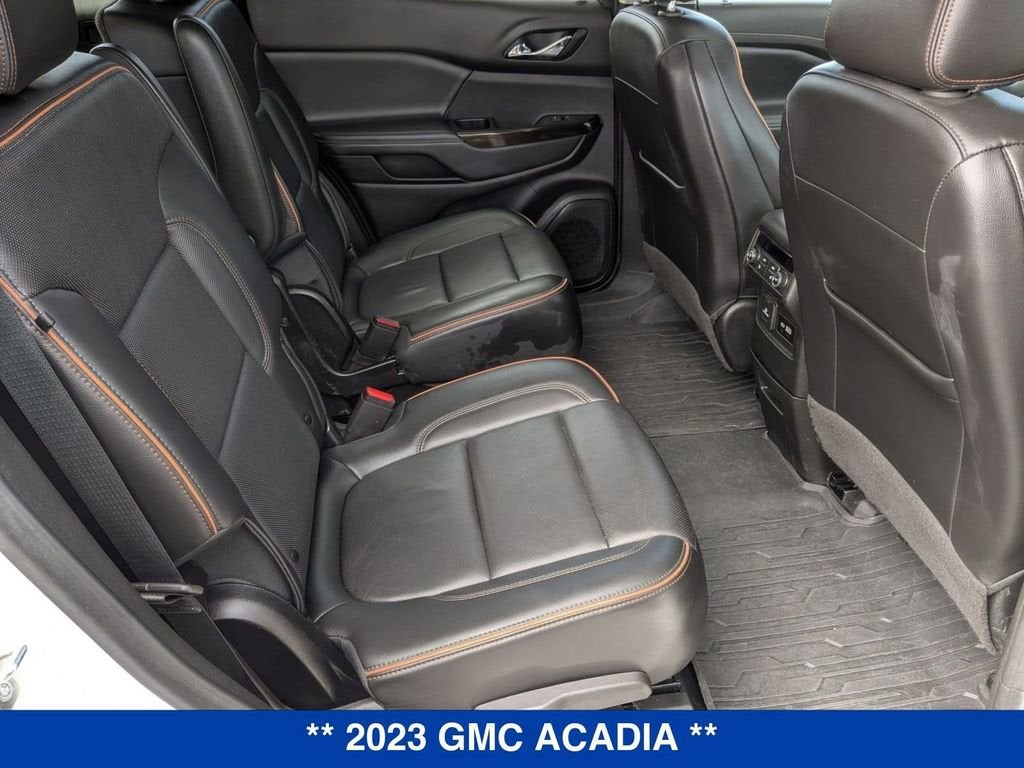 2023 GMC Acadia AT4
