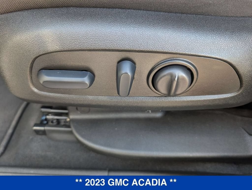 2023 GMC Acadia SLE
