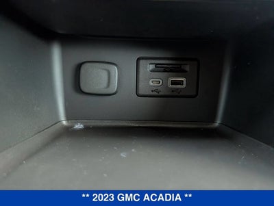2023 GMC Acadia SLE