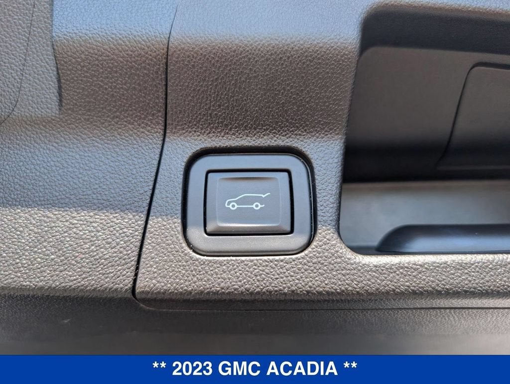 2023 GMC Acadia SLE