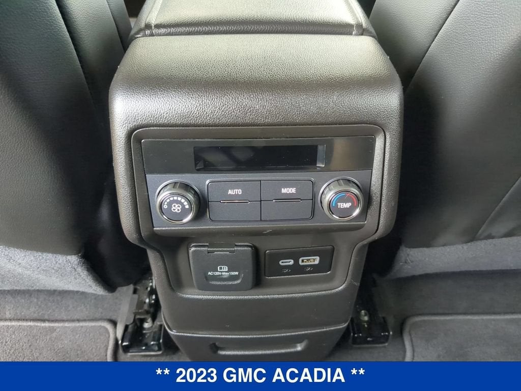 2023 GMC Acadia SLT