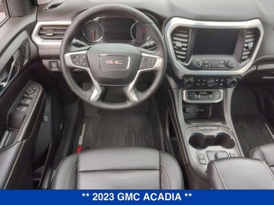 2023 GMC Acadia SLT