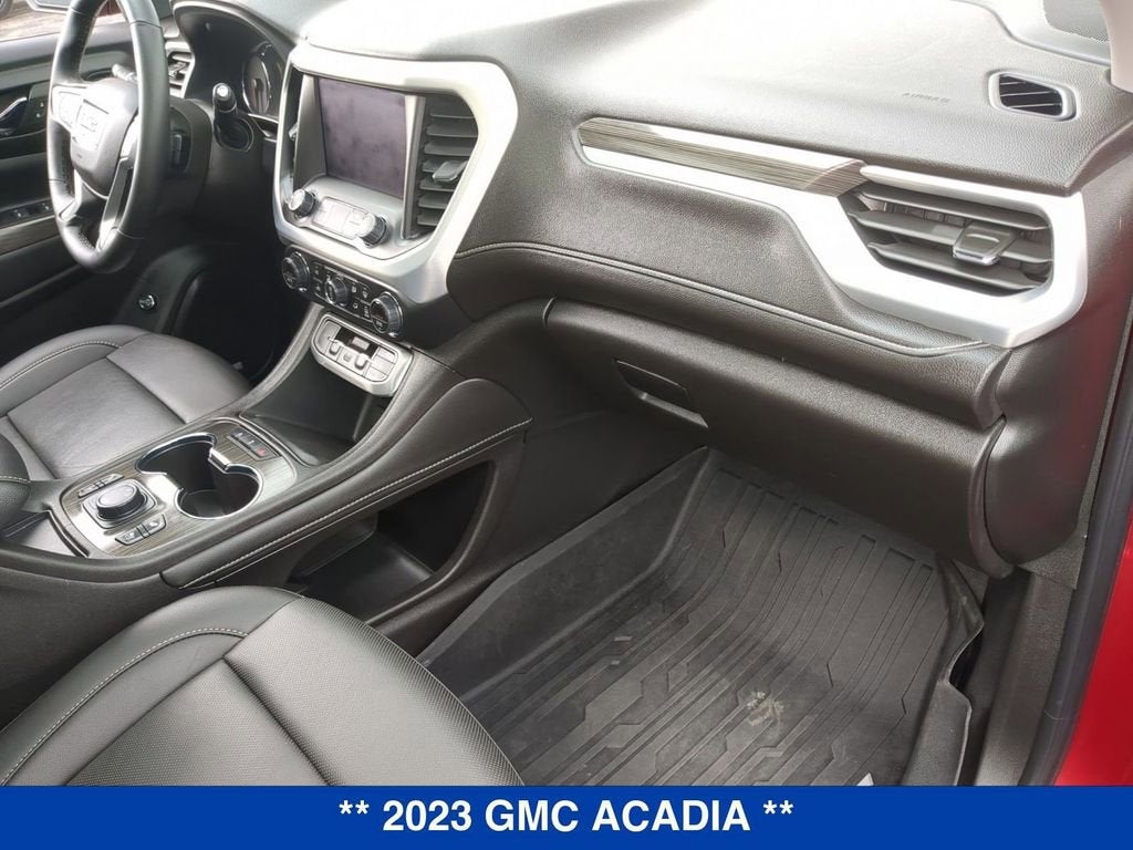 2023 GMC Acadia SLT