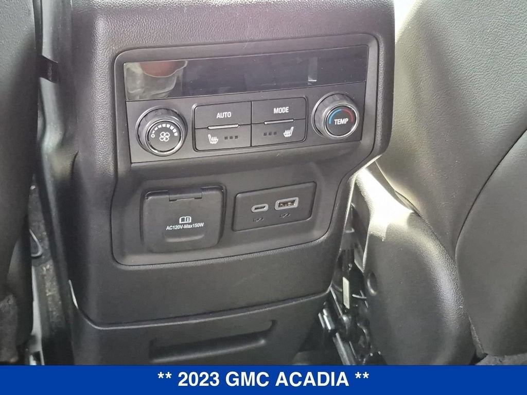 2023 GMC Acadia SLT