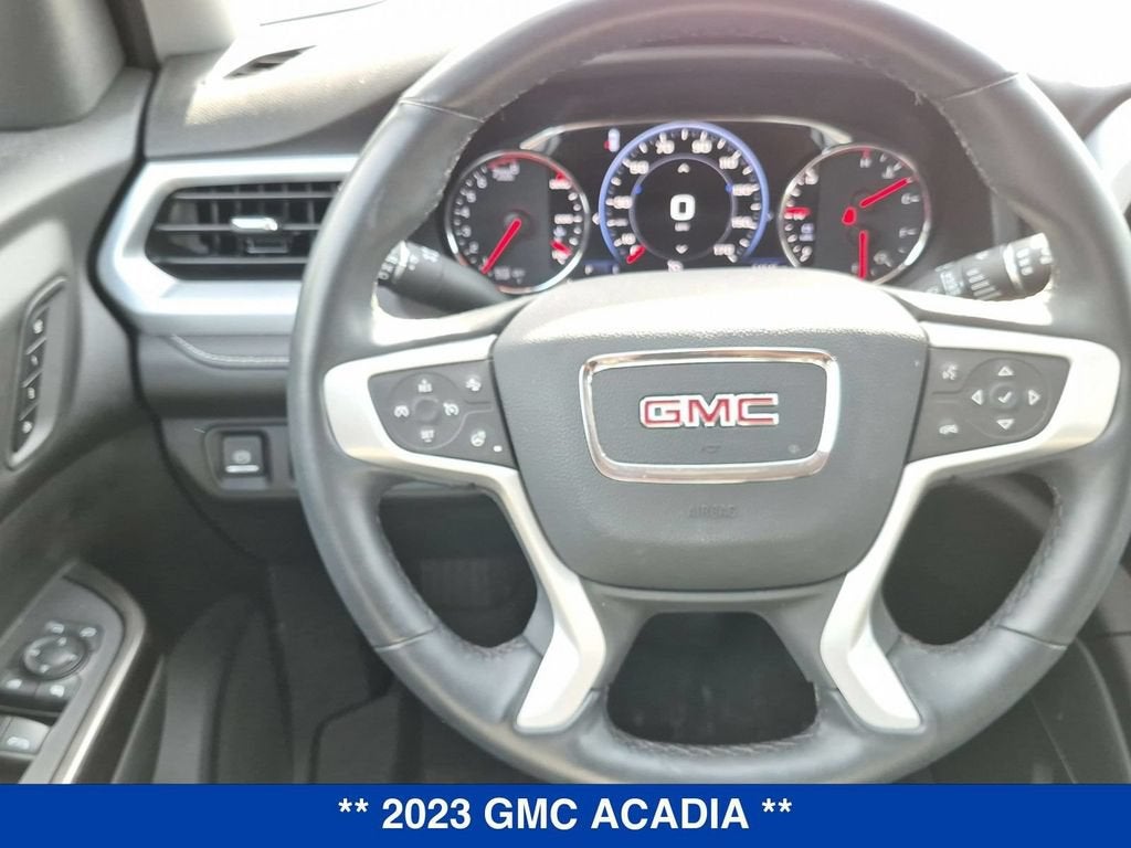2023 GMC Acadia SLT