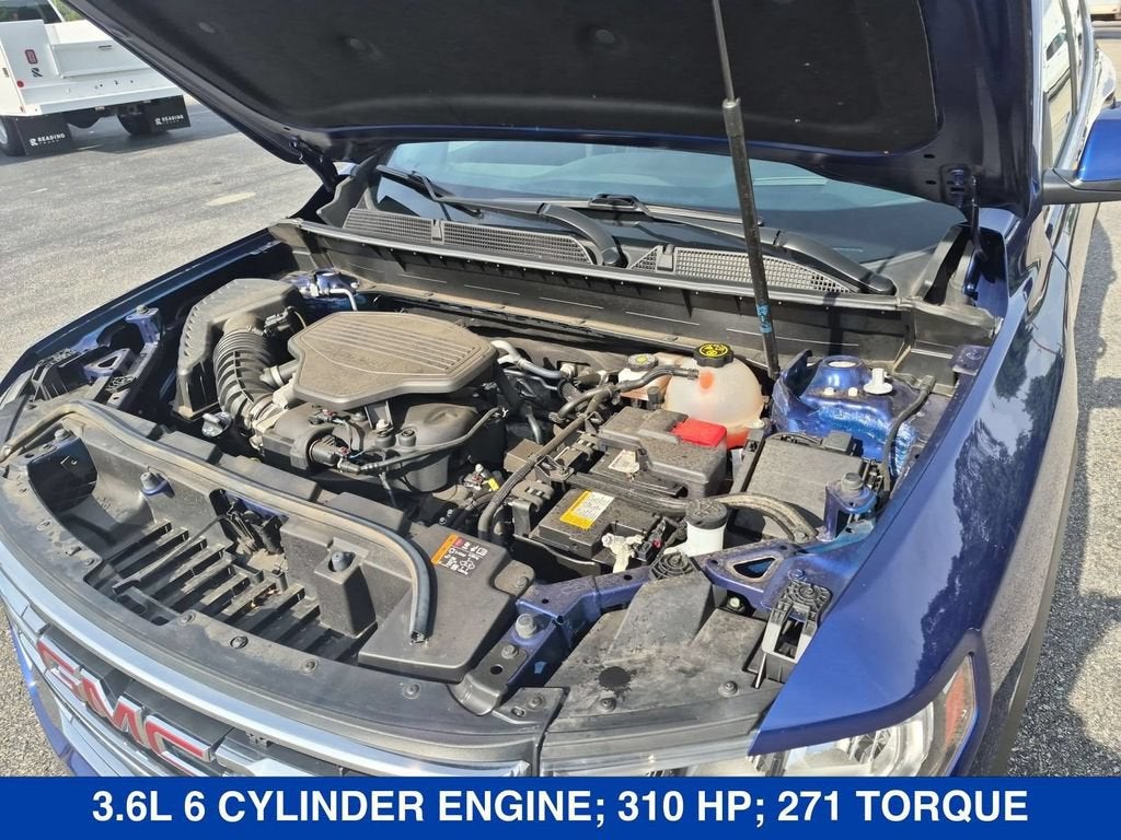 2023 GMC Acadia SLT
