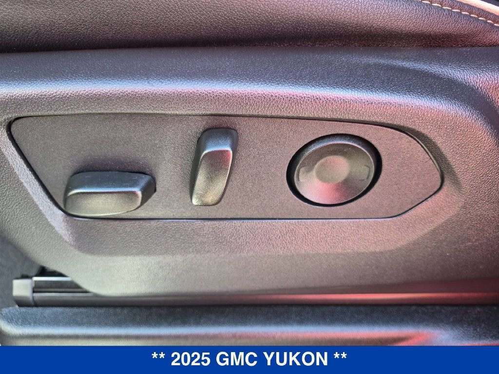 2025 GMC Yukon Elevation