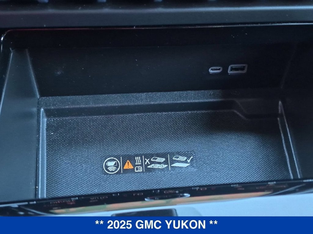 2025 GMC Yukon Elevation