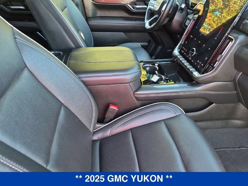 2025 GMC Yukon Elevation