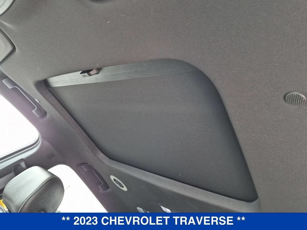 2023 Chevrolet Traverse LT Leather