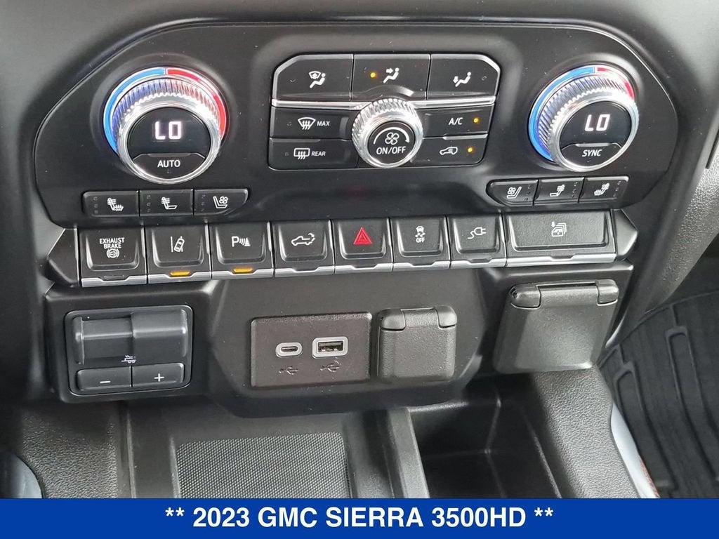 2023 GMC Sierra 3500 HD Denali