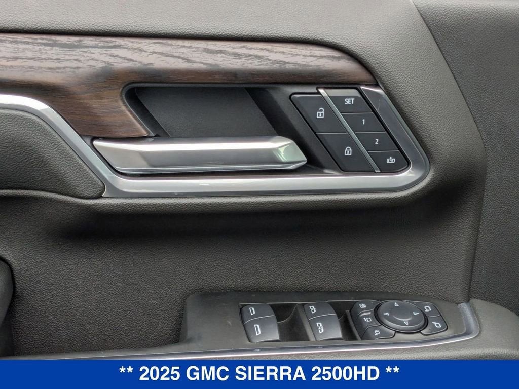 2025 GMC Sierra 2500 HD SLT