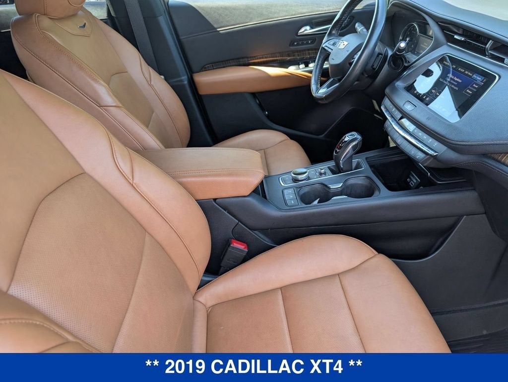 2019 Cadillac XT4 AWD Premium Luxury