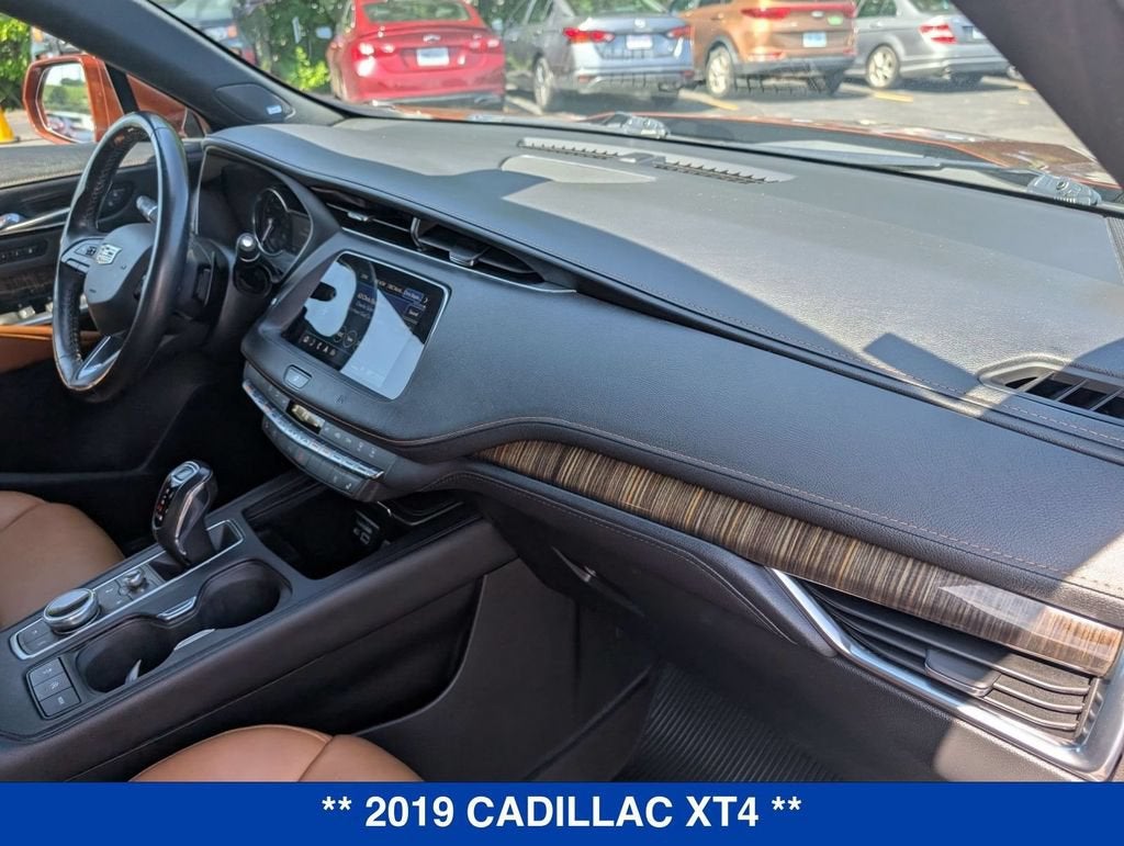 2019 Cadillac XT4 AWD Premium Luxury