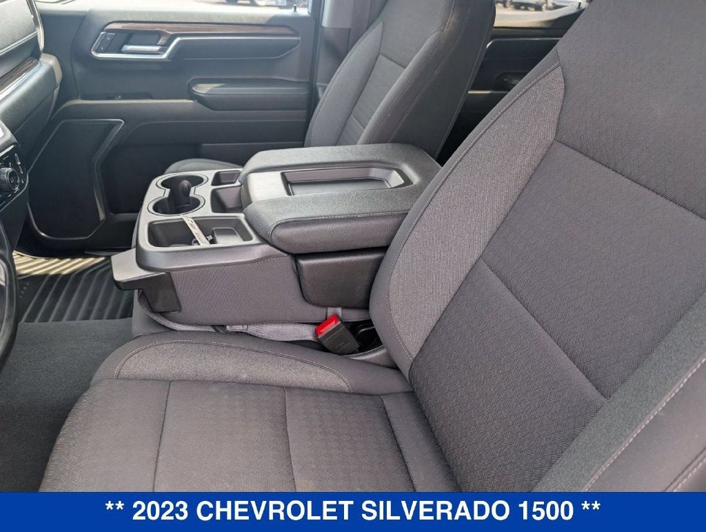 2023 Chevrolet Silverado 1500 LT (2FL)