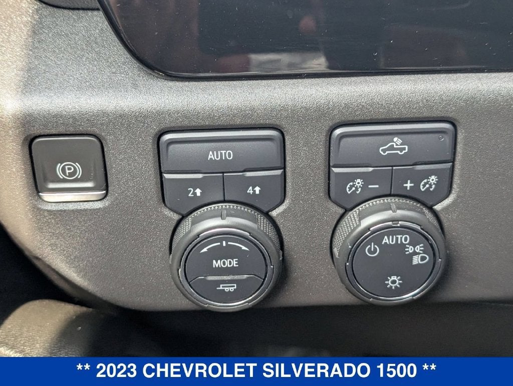 2023 Chevrolet Silverado 1500 LT (2FL)