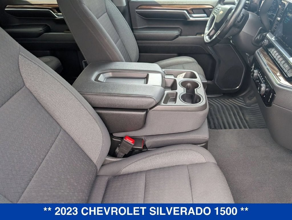 2023 Chevrolet Silverado 1500 LT (2FL)