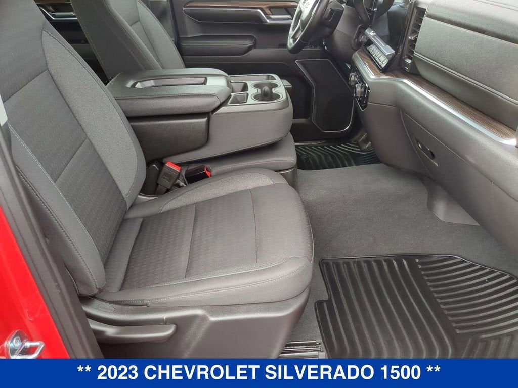 2023 Chevrolet Silverado 1500 LT (2FL)