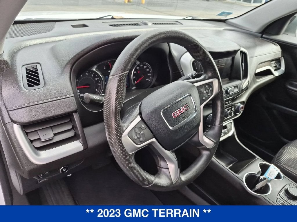 2023 GMC Terrain SLE