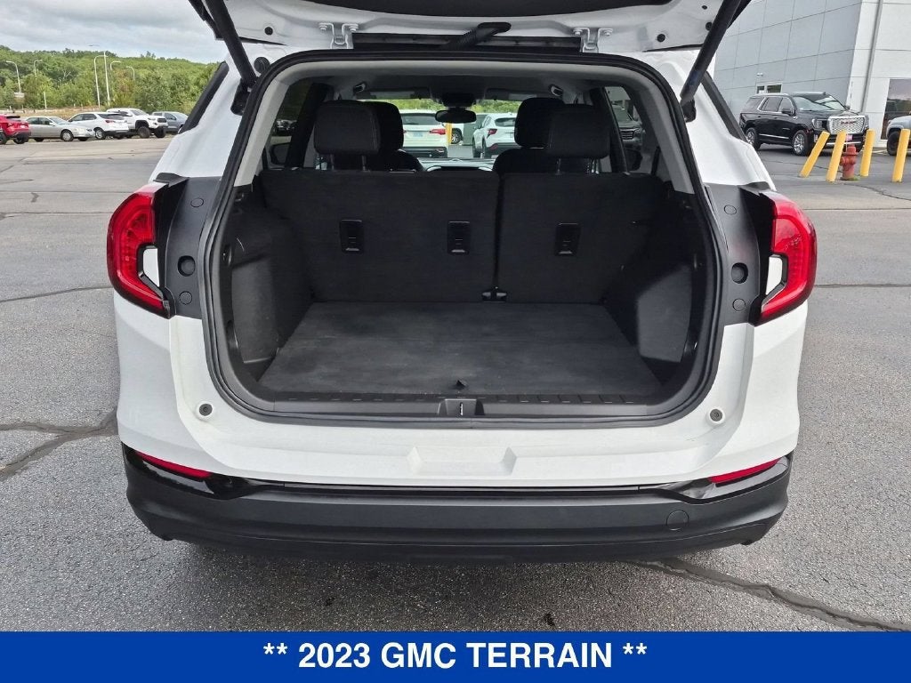 2023 GMC Terrain SLE