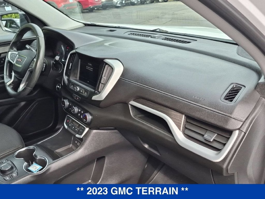 2023 GMC Terrain SLE