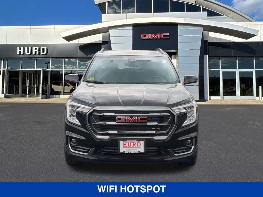 2023 GMC Terrain AT4