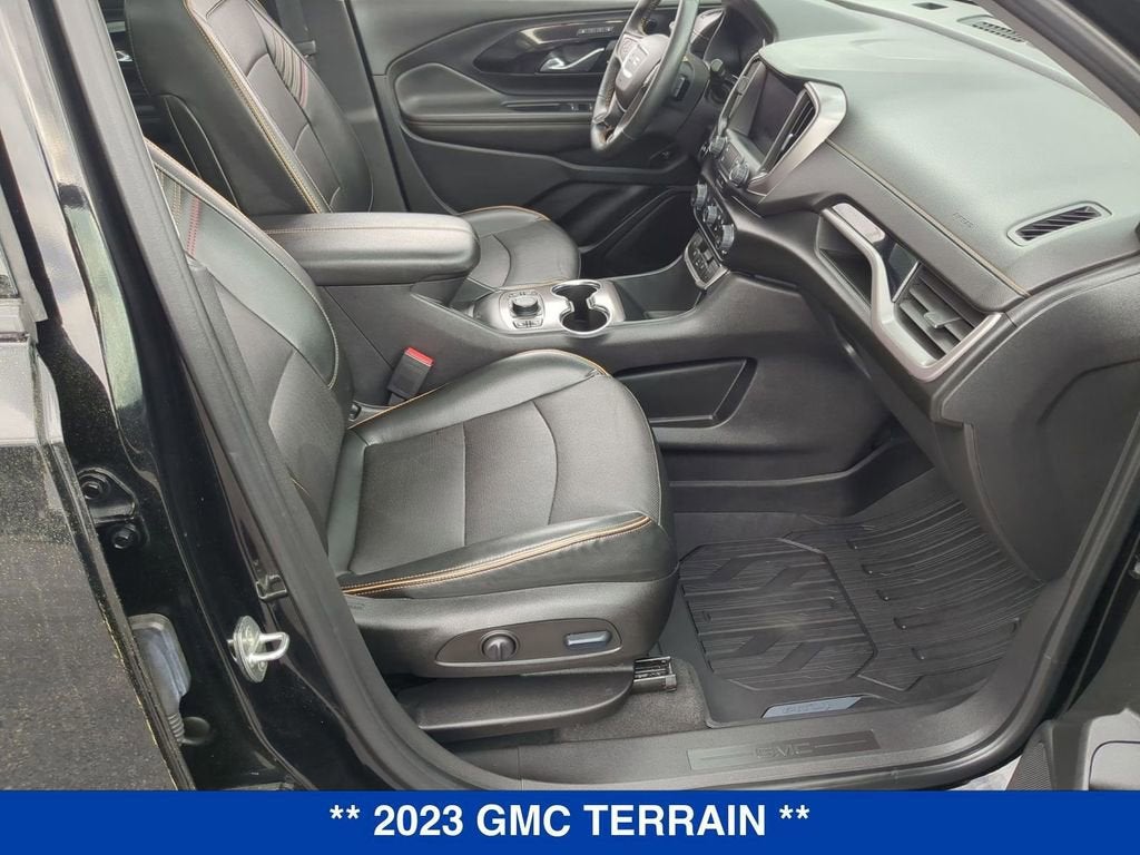 2023 GMC Terrain AT4