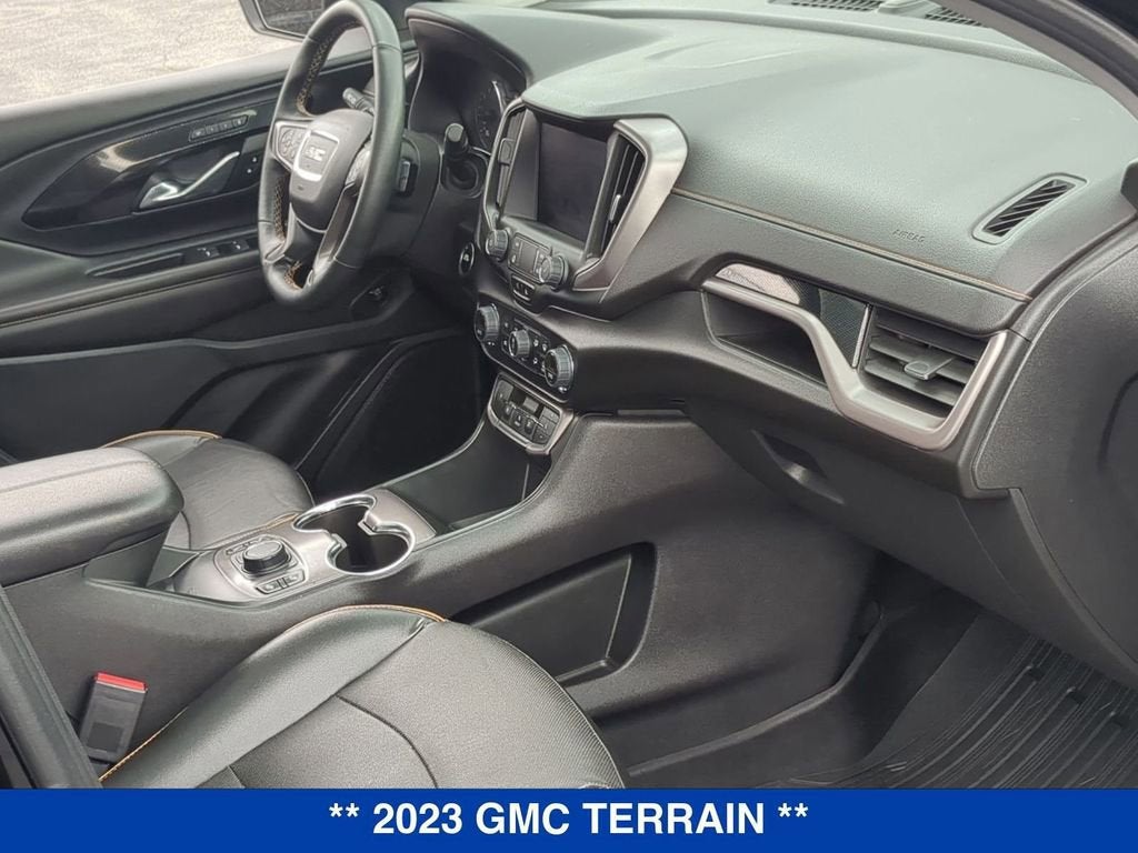 2023 GMC Terrain AT4
