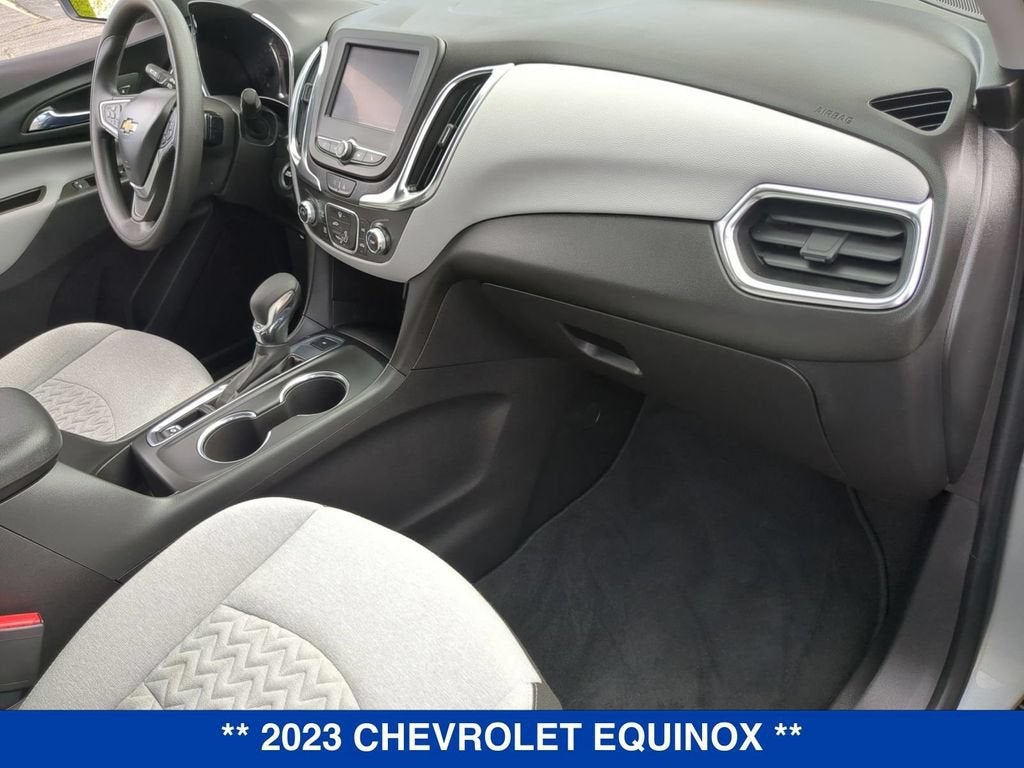 2023 Chevrolet Equinox LS