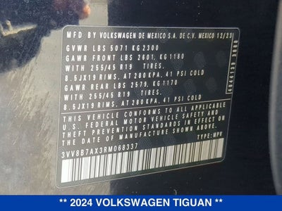 2024 Volkswagen Tiguan 2.0T SE R-Line Black
