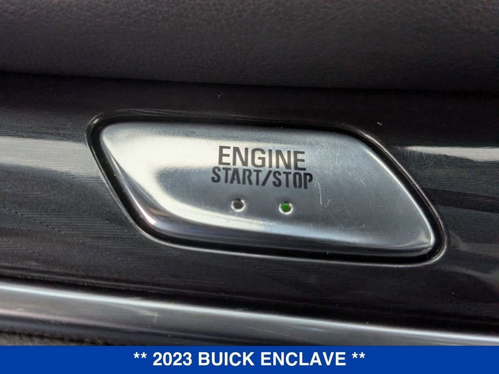 2023 Buick Enclave Essence